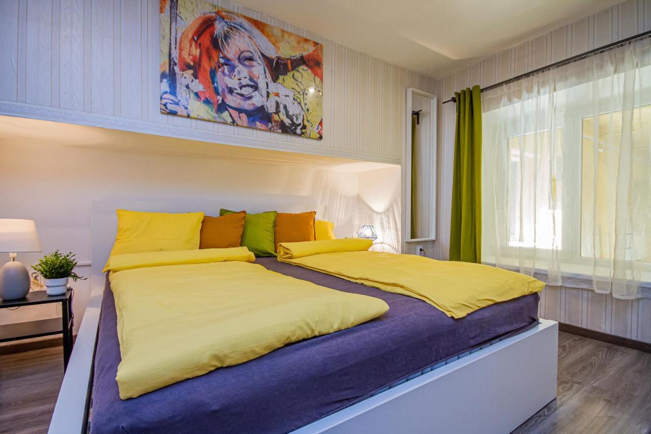 Urania Apartment Boedapest Buitenkant foto